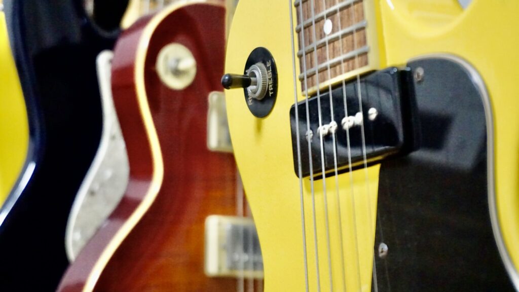 音楽を楽しめる所持楽器たち